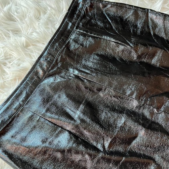ICHI Vinyl Black Skirt with Zip - Picture 4 of 5